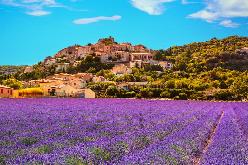 VOYAGE EN PROVENCE